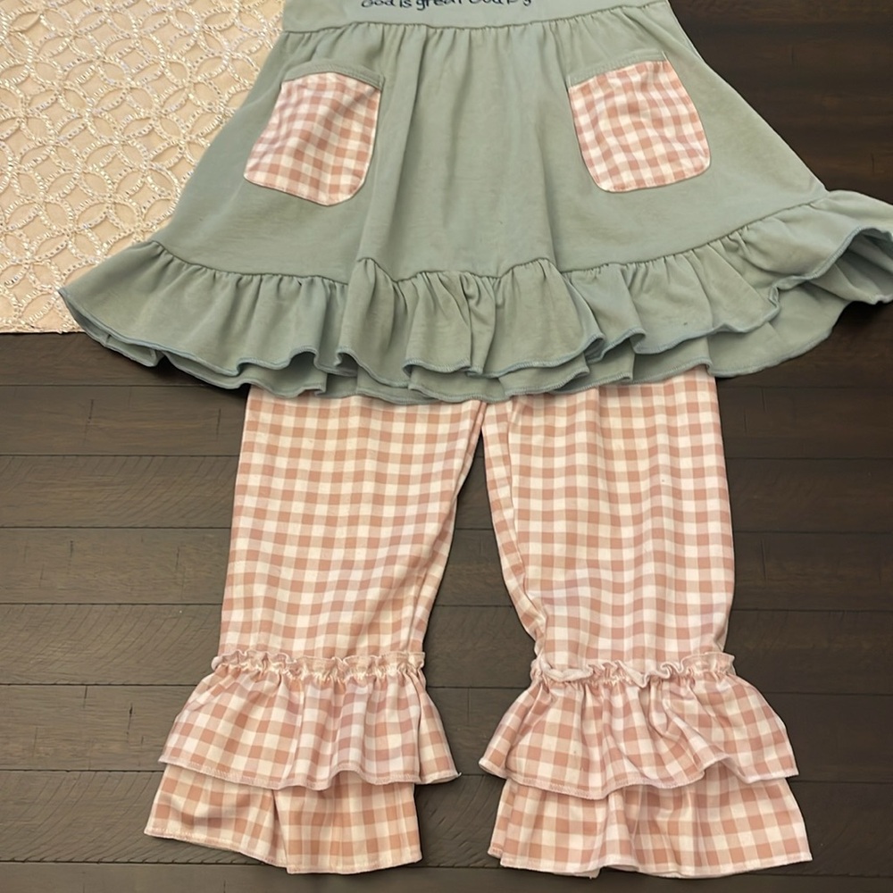 Toddler Thanksgiving Outfit - Picture 3 of 5